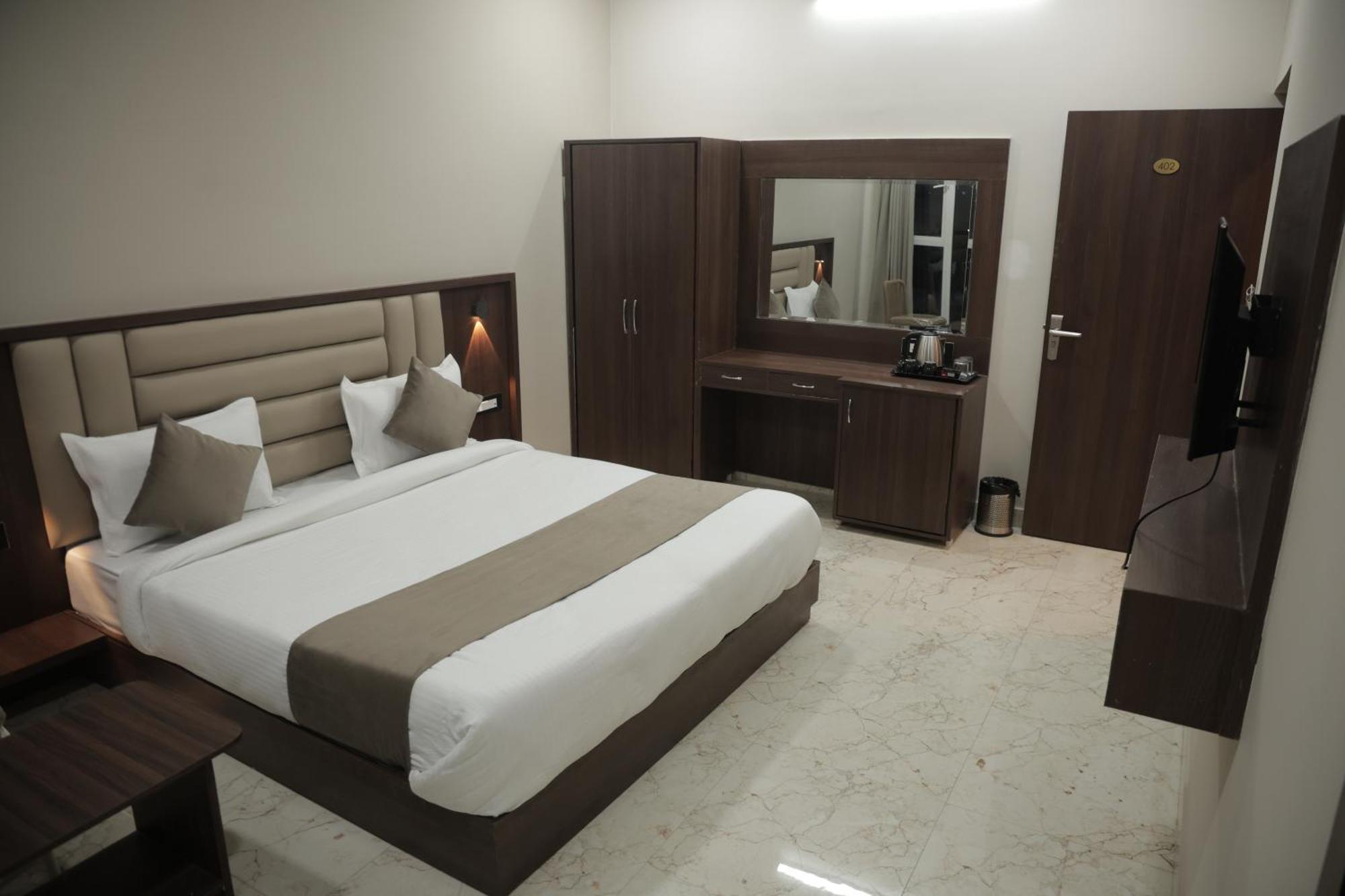 Hotel The Rainbow Inn Udajpur Exteriér fotografie